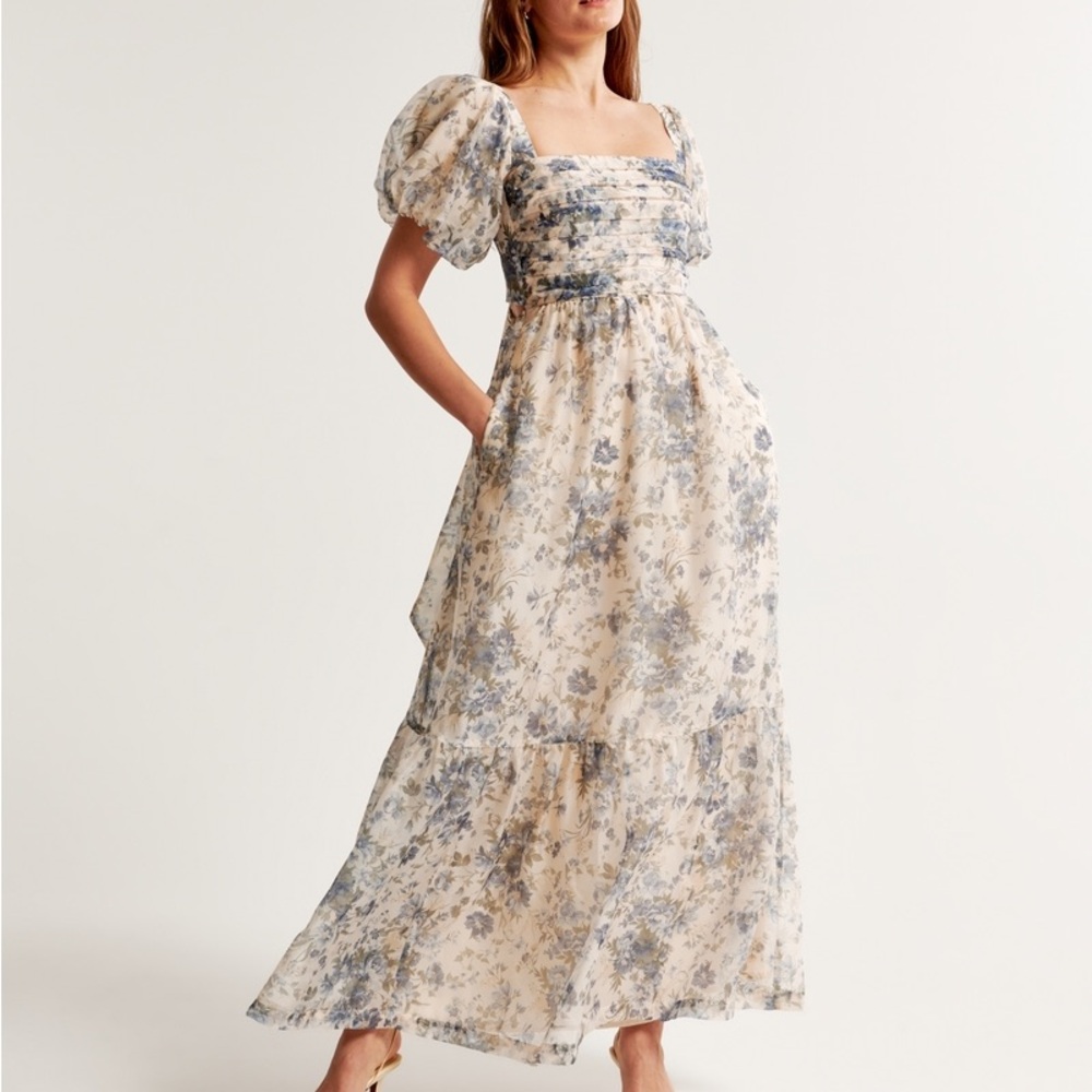 NWT The A&F Emerson Drama Bow-Back Maxi Dress
